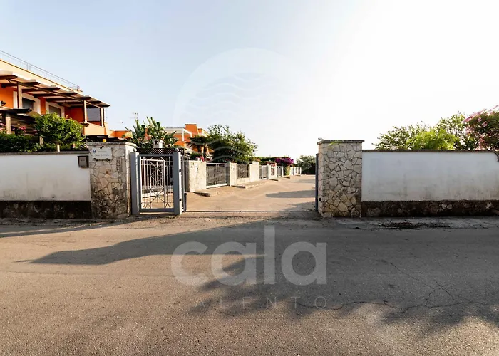 בית נופש Cala Dorata - By Cala Salento